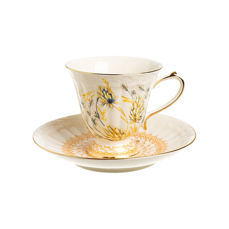 Coffee cups saucers French style gold painted retro palace