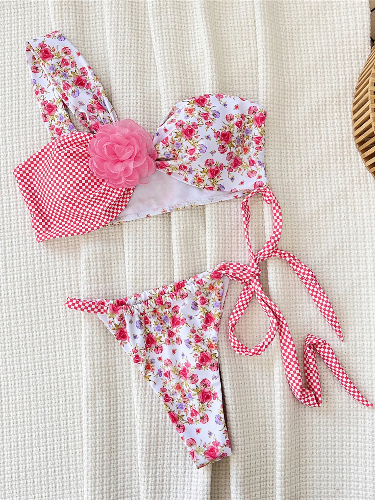 Women's 3D Floral Bikini: Two-Piece Splicing Swimwear