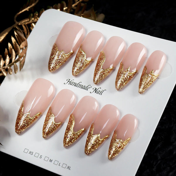 10pcs Gold Metallic 3D Press-On Almond Fake Nails