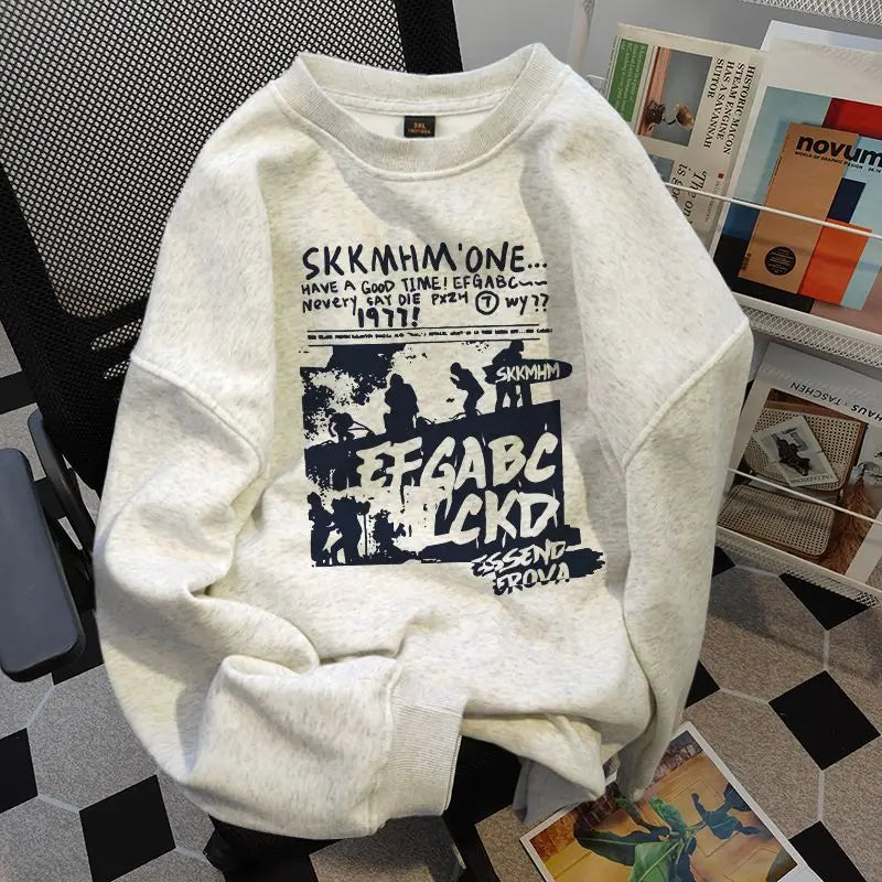 Men's Graphic Print Crewneck Sweatshirt with Text Design