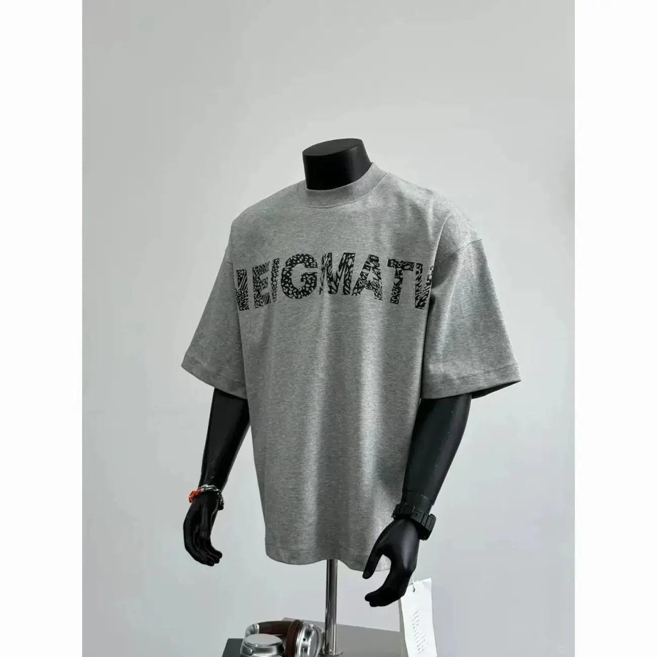 Men's Abstract Faces Graphic Print Oversized T-Shirt