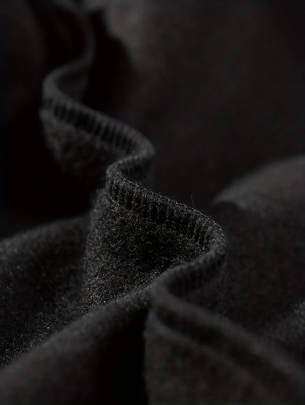 Spuktakuläre Kapuzenpullover mit bösem Clownlächeln für einen unheimlich schicken Stil