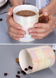 Mode-Kaffeetasse mit Perlenglasur und goldenem Griff, Regenbogen-glasierte Keramiktasse