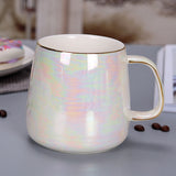 Mode-Kaffeetasse mit Perlenglasur und goldenem Griff, Regenbogen-glasierte Keramiktasse