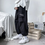 Black Cargo Jogger Pants: 2024 Streetwear for Men