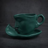 Tasse exquisites Set aus Kaffeetasse und Untertasse aus mattierter Keramik