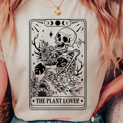 Plant Lover Tarot Card Vintage Design T-Shirt