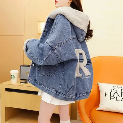 Women's Petite Fleece-lined Thickened Denim Jacket