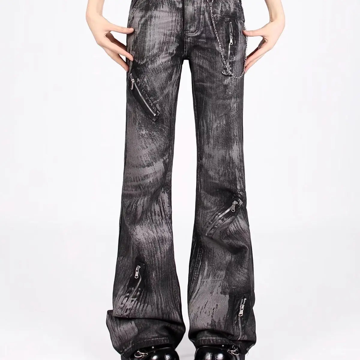 Y2K Chain Detail High-Waisted Baggy Denim Jeans