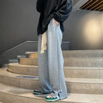 Men's Sweatpants Loose Trousers with Classic Style and Vintage