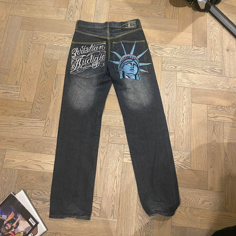 Faszinierende Streetwear: Y2K-Retro-Jeans für Edgy Fashion