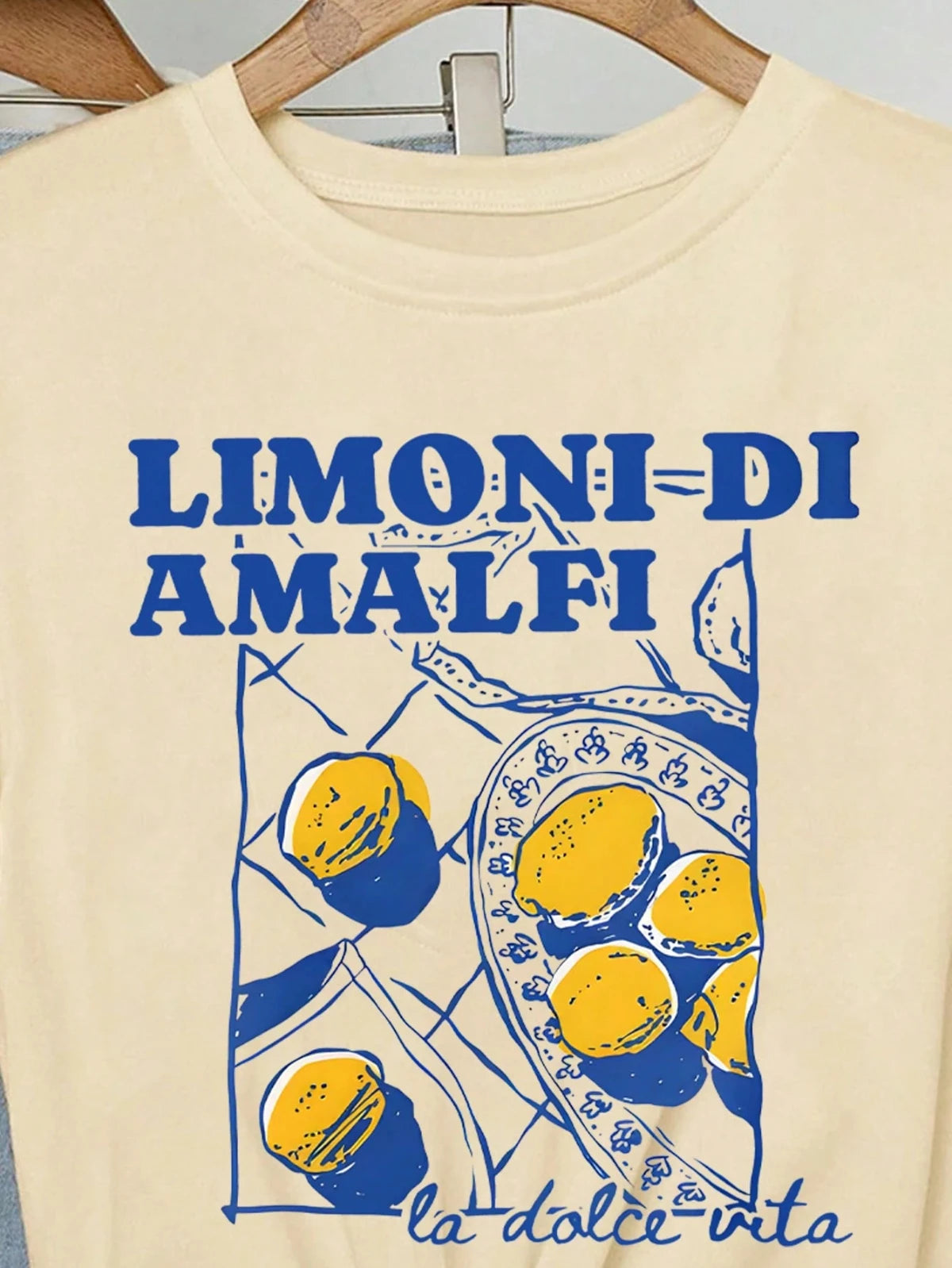 Limoni Di Amalfi Lemon Graphic  Women New Trend Collection T-Shirt