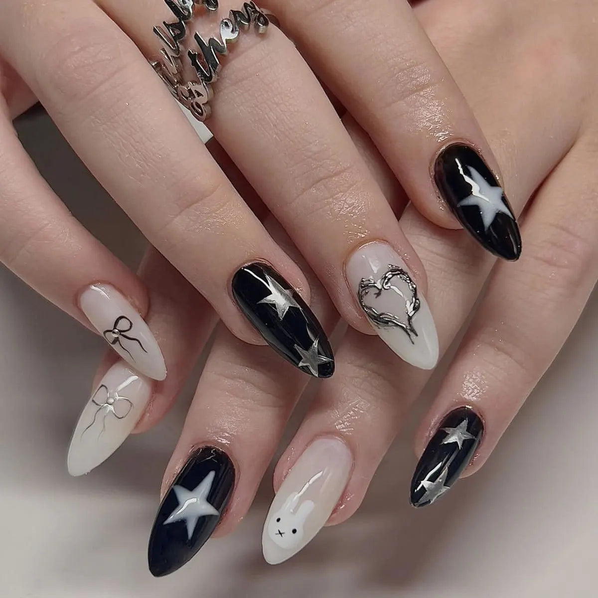 Cute Black Star with headphone 3D Press on Nails