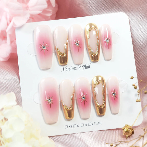 10pcs Gold Metallic 3D Press-On Almond Fake Nails