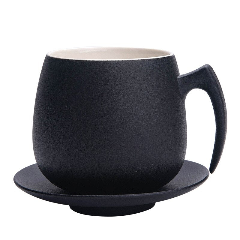 Tasse, einfache, mattierte Tasse mit Halter, schwarze Keramik, Anti-Verbrühung