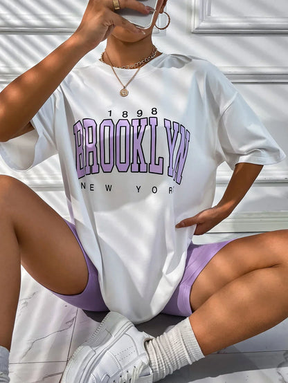 Women’s 1898 Brooklyn Graphic T-Shirt 90s Retro