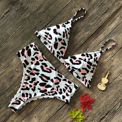 Bikini-Set mit Schlangenmuster und hoher Taille