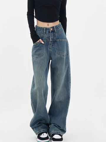 Streetwear-Chic: Jeans mit hoher Taille und geradem Bein für Damen