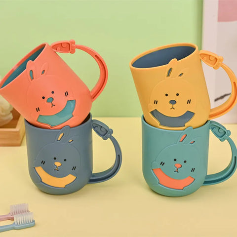 2er-Set Cartoon-Becher aus Kunststoff, Trinkbecher, Wasserbecher für Kinder/Kinder (Kaninchen)