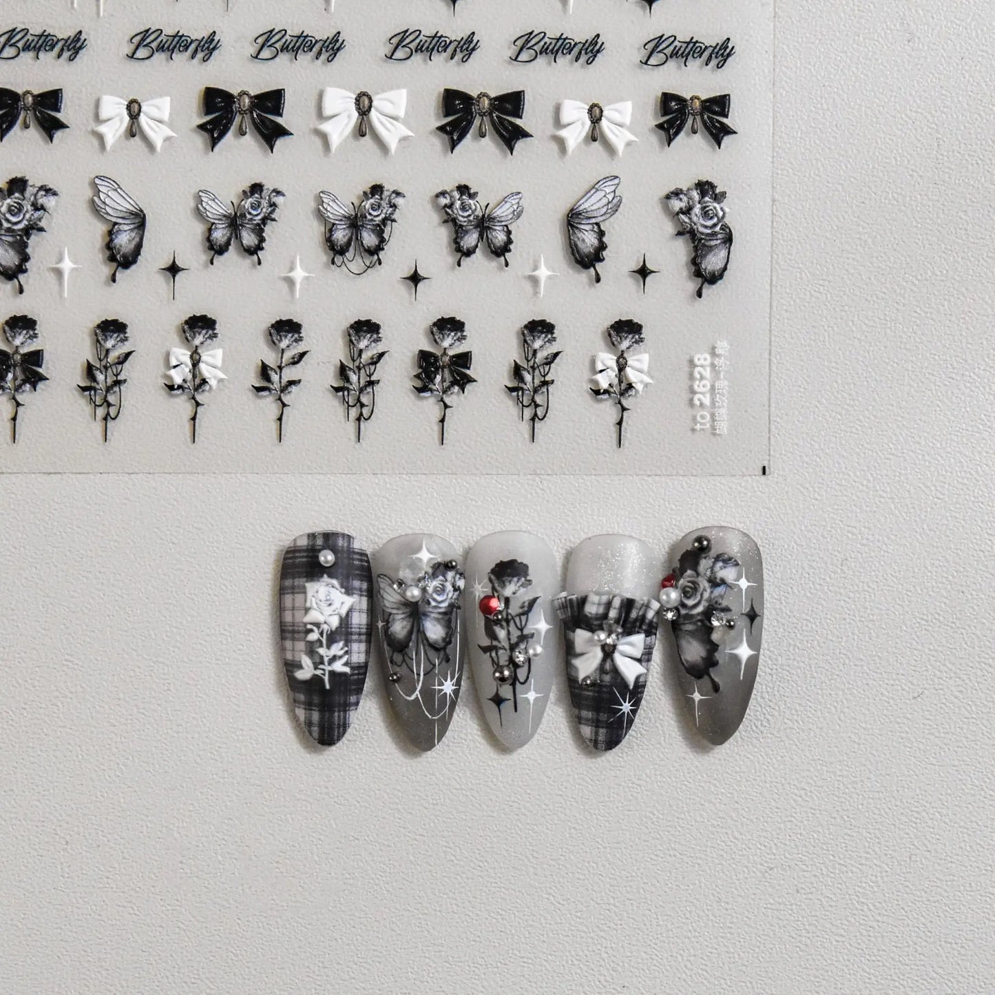 Bronzing Gilded Butterfly Nail Art