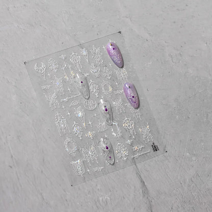 Bronzing Gilded Butterfly Nail Art