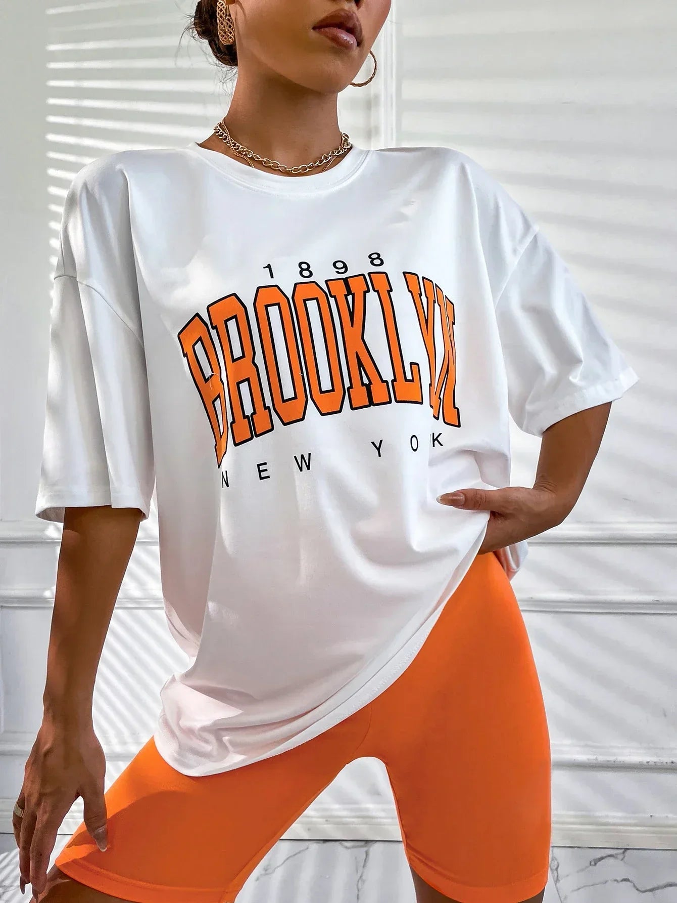 Women’s 1898 Brooklyn Graphic T-Shirt 90s Retro